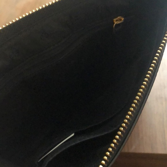NWT Tory Burch Britten Large Zip Pouch - Picture 4 of 4